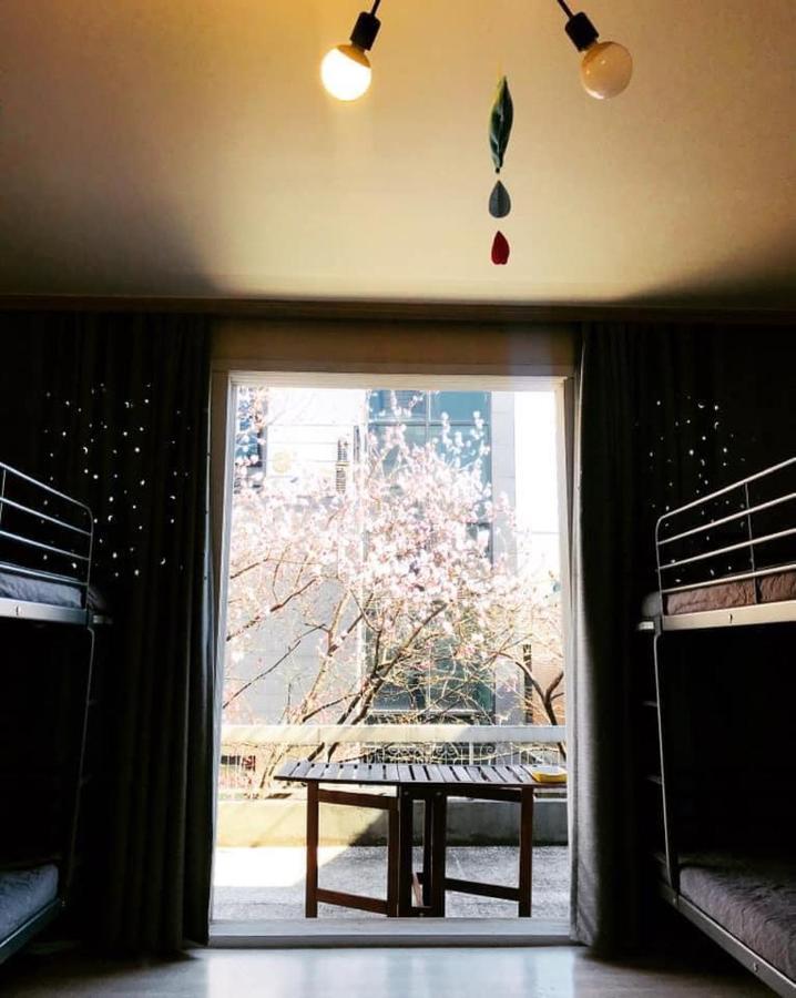 Naru Guest house 2*